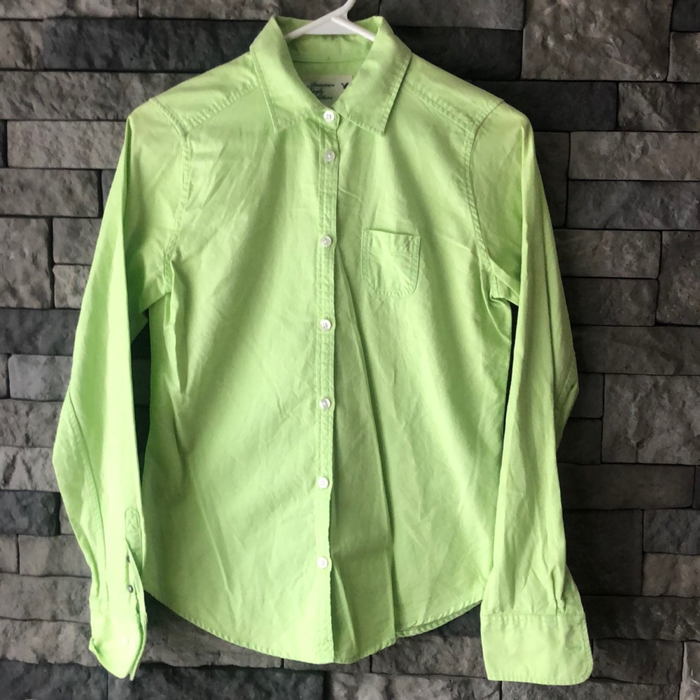 😊4 for $10 American Eagle Button Up Shirt
